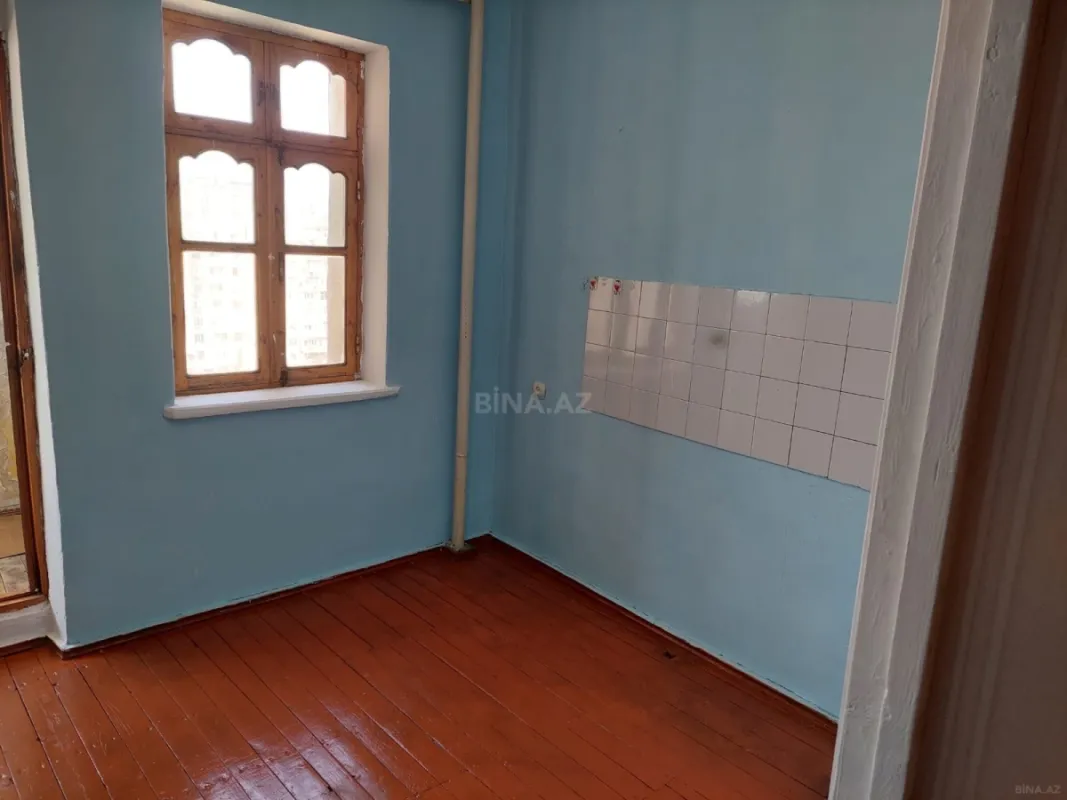 Satılır 4 otaqlı mənzil 115 m²