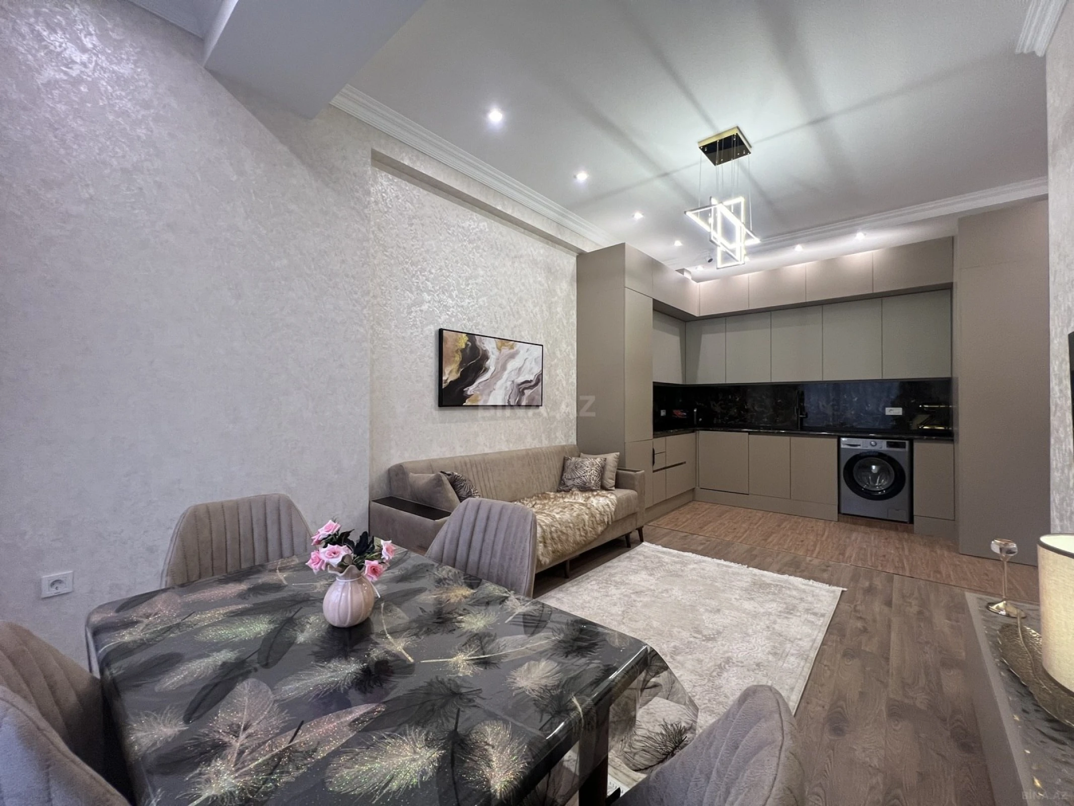 Kirayə verilir 2 otaqlı mənzil 52 m²