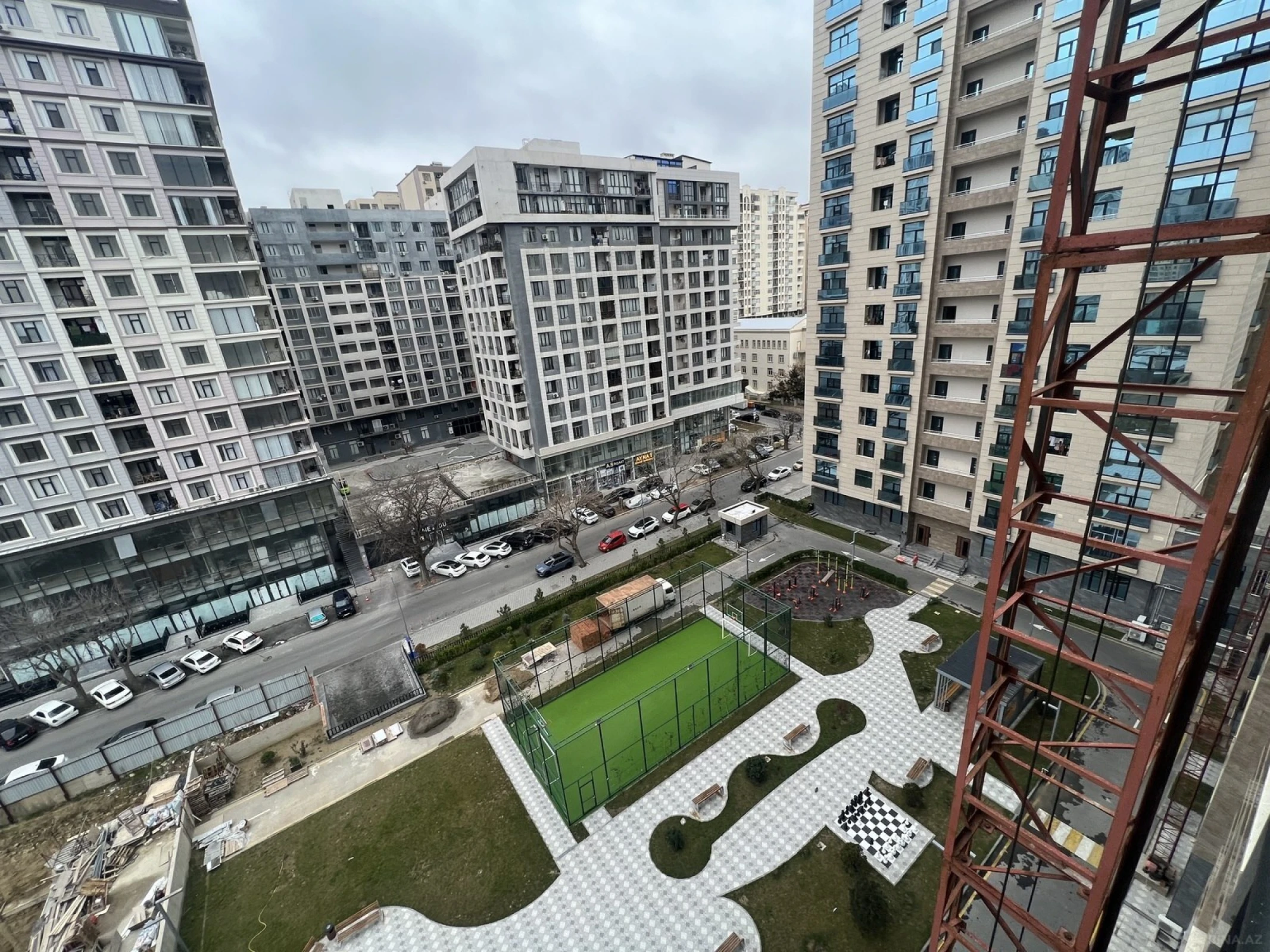 Kirayə verilir 2 otaqlı mənzil 52 m²