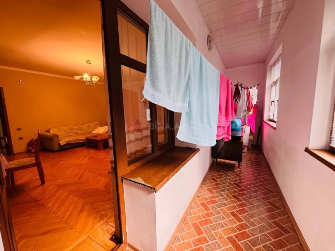 Satılır 3 otaqlı mənzil 105 m²