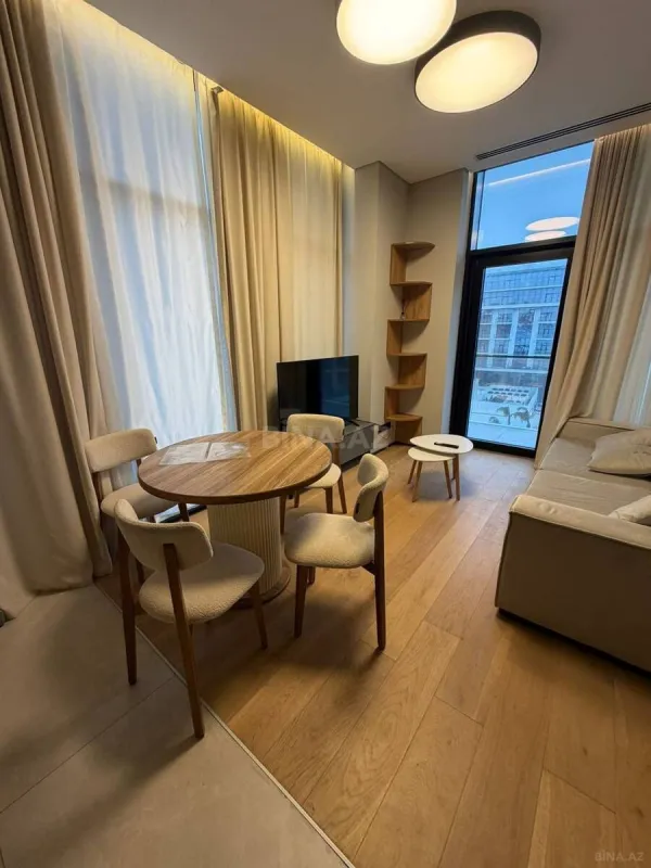 Kirayə verilir 2 otaqlı mənzil 70 m²