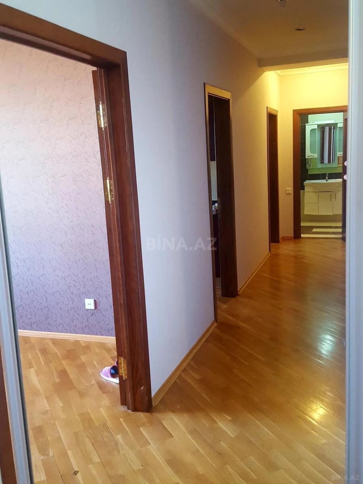 Kirayə verilir 2 otaqlı mənzil 70 m²