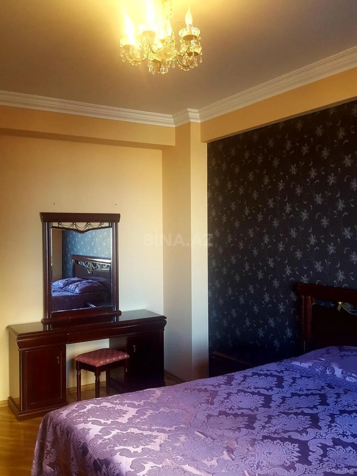 Kirayə verilir 2 otaqlı mənzil 70 m²