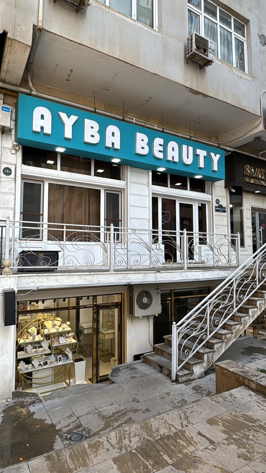 Kirayə verilir obyekt 190 m²