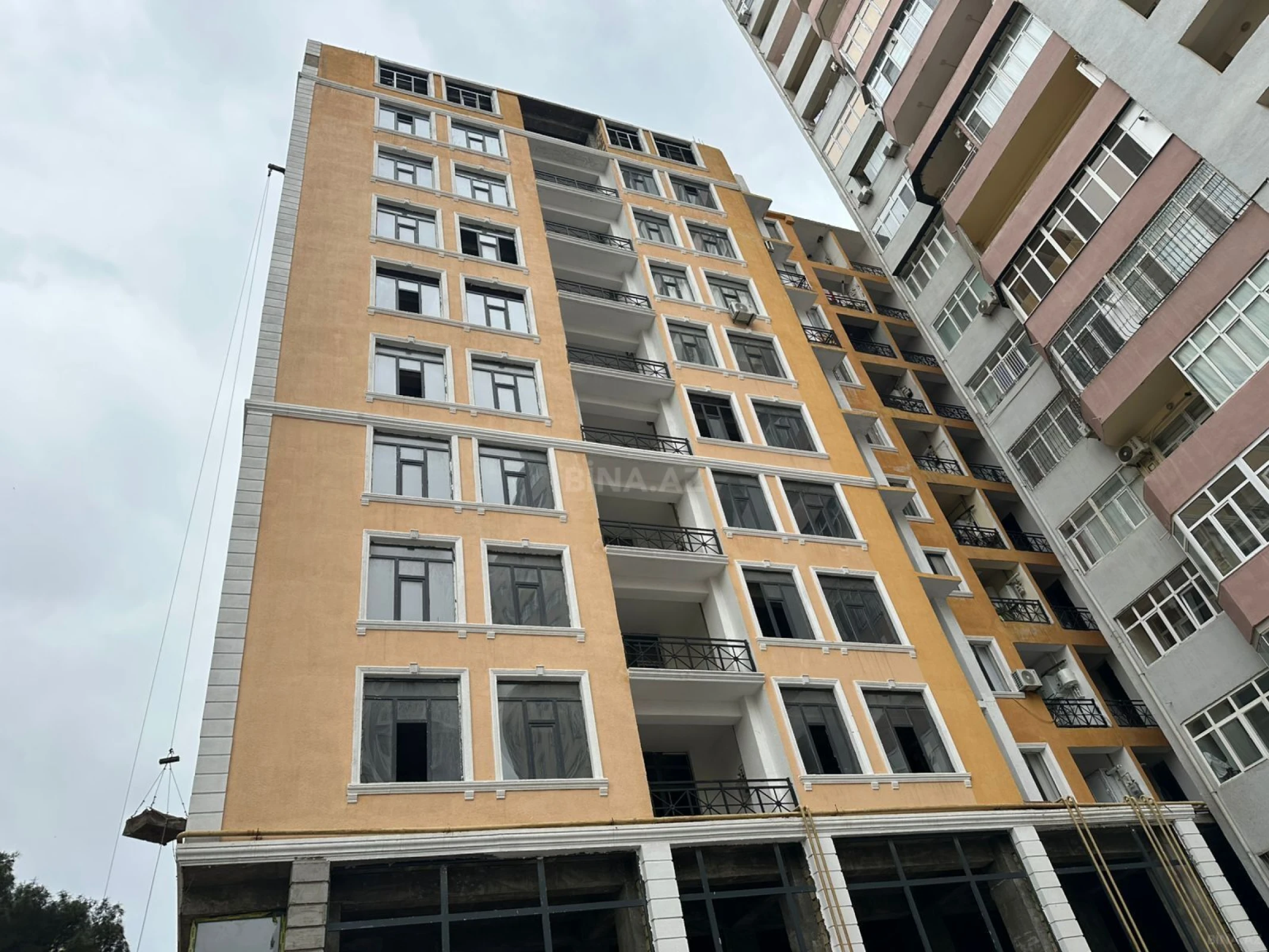 Satılır 2 otaqlı mənzil 86 m²