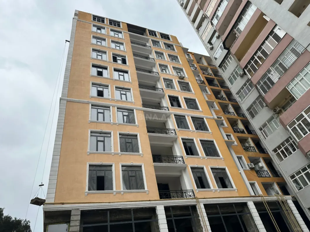 Satılır 2 otaqlı mənzil 86 m²