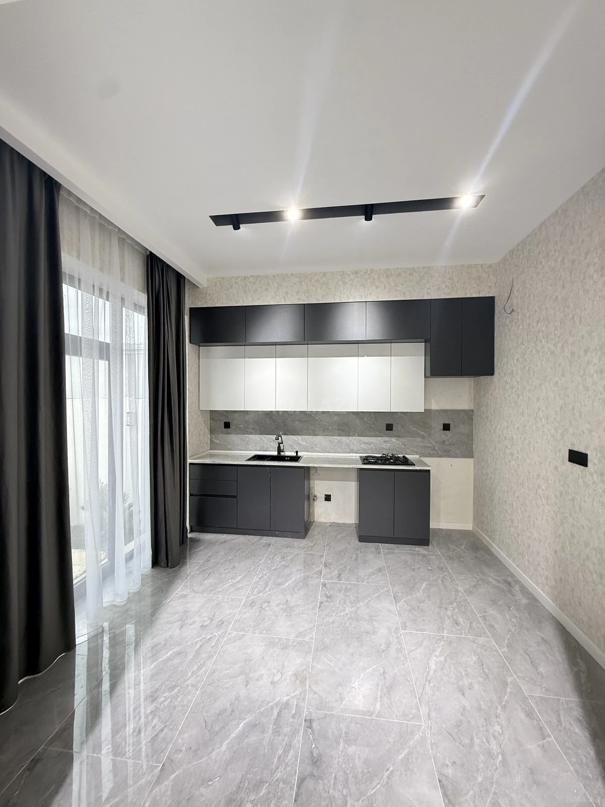 Satılır 4 otaqlı həyət evi 125 m²