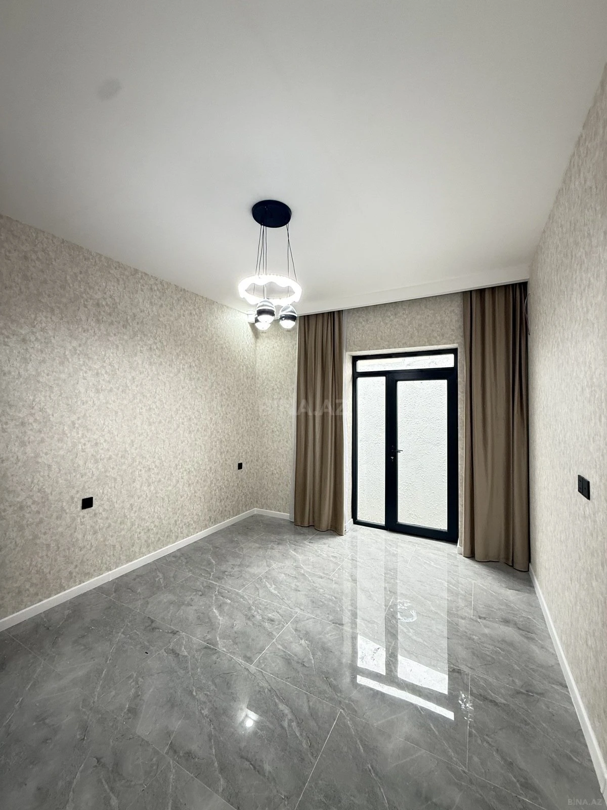 Satılır 4 otaqlı həyət evi 125 m²