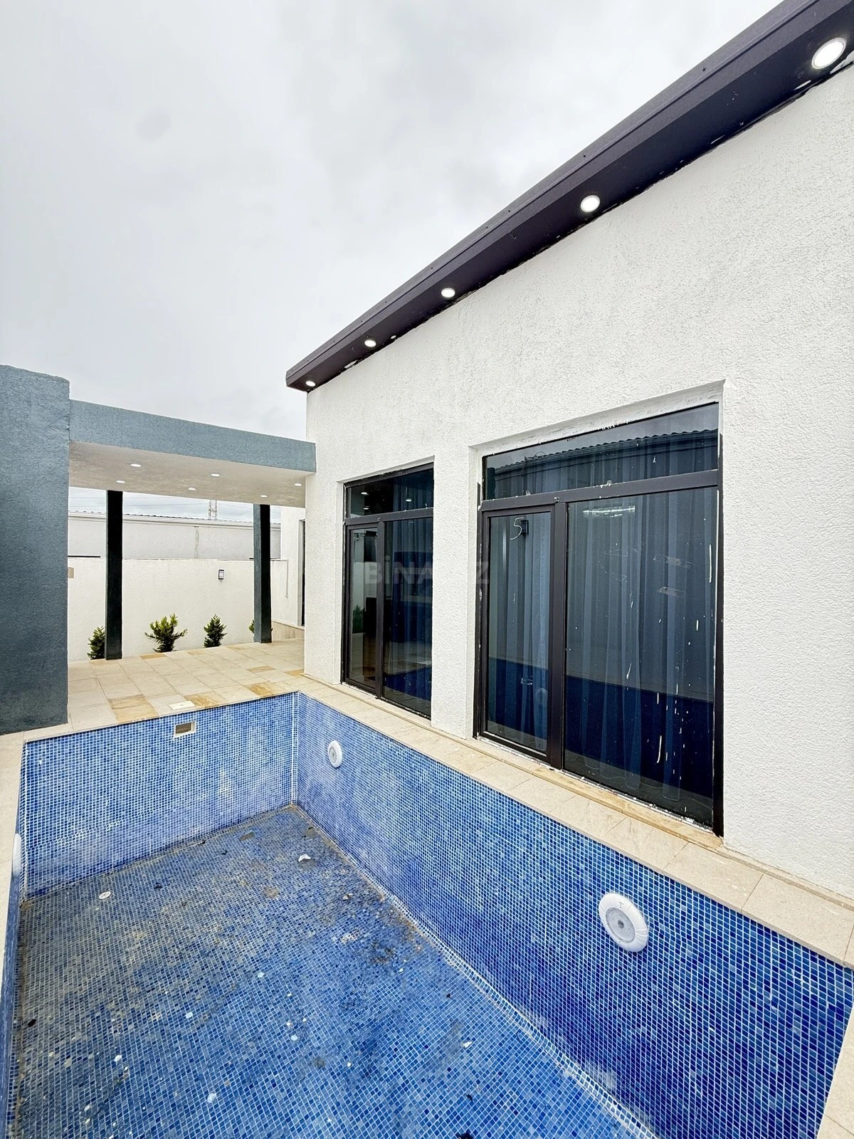 Satılır 4 otaqlı həyət evi 125 m²