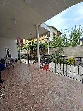 Satılır 3 otaqlı həyət evi 115 m²