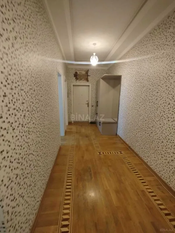 Satılır 3 otaqlı mənzil 125 m²