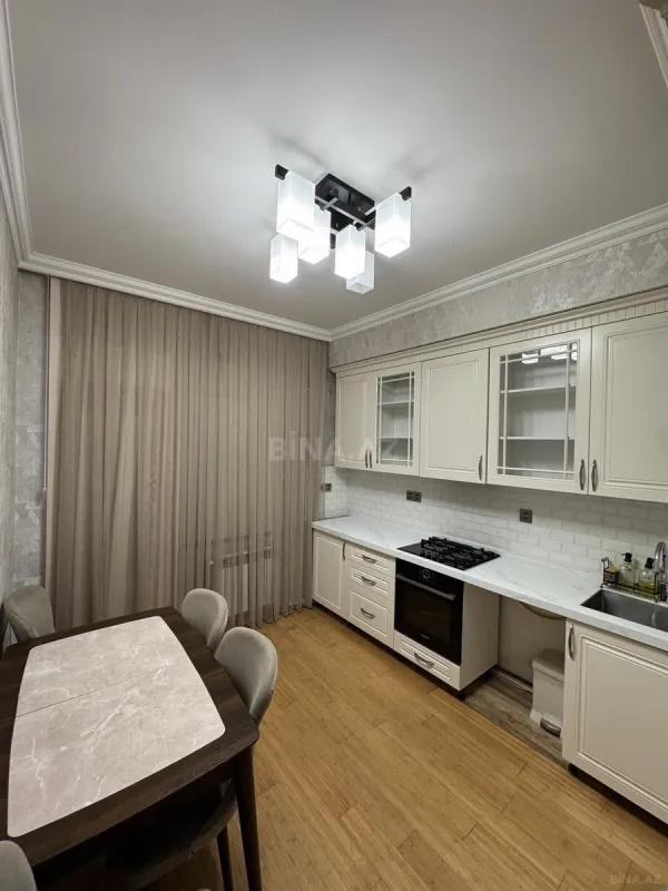 Satılır 2 otaqlı mənzil 80 m²
