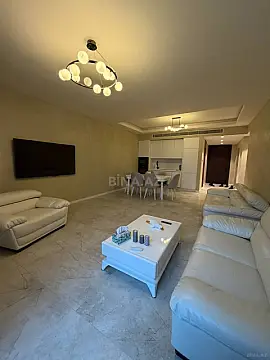 Kirayə verilir 3 otaqlı mənzil 150 m²