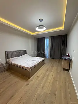 Kirayə verilir 3 otaqlı mənzil 150 m²