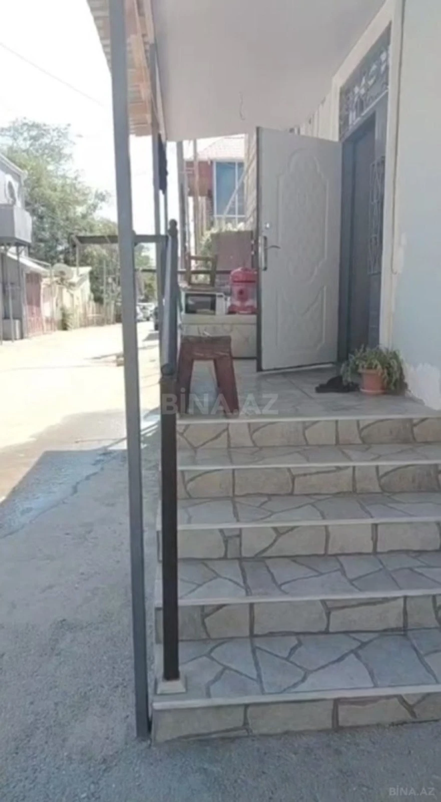 Satılır 4 otaqlı həyət evi 100 m²