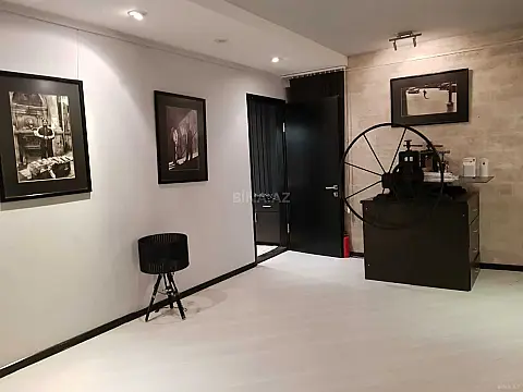 Satılır 2 otaqlı ofis 93 m²