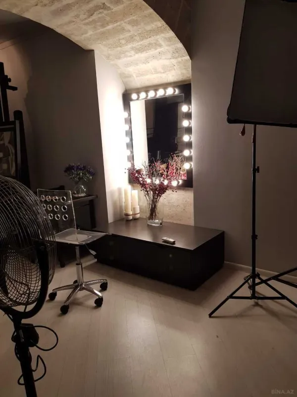 Satılır 2 otaqlı ofis 93 m²