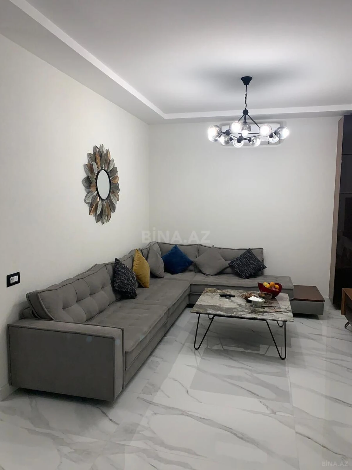 Satılır 3 otaqlı mənzil 103 m²