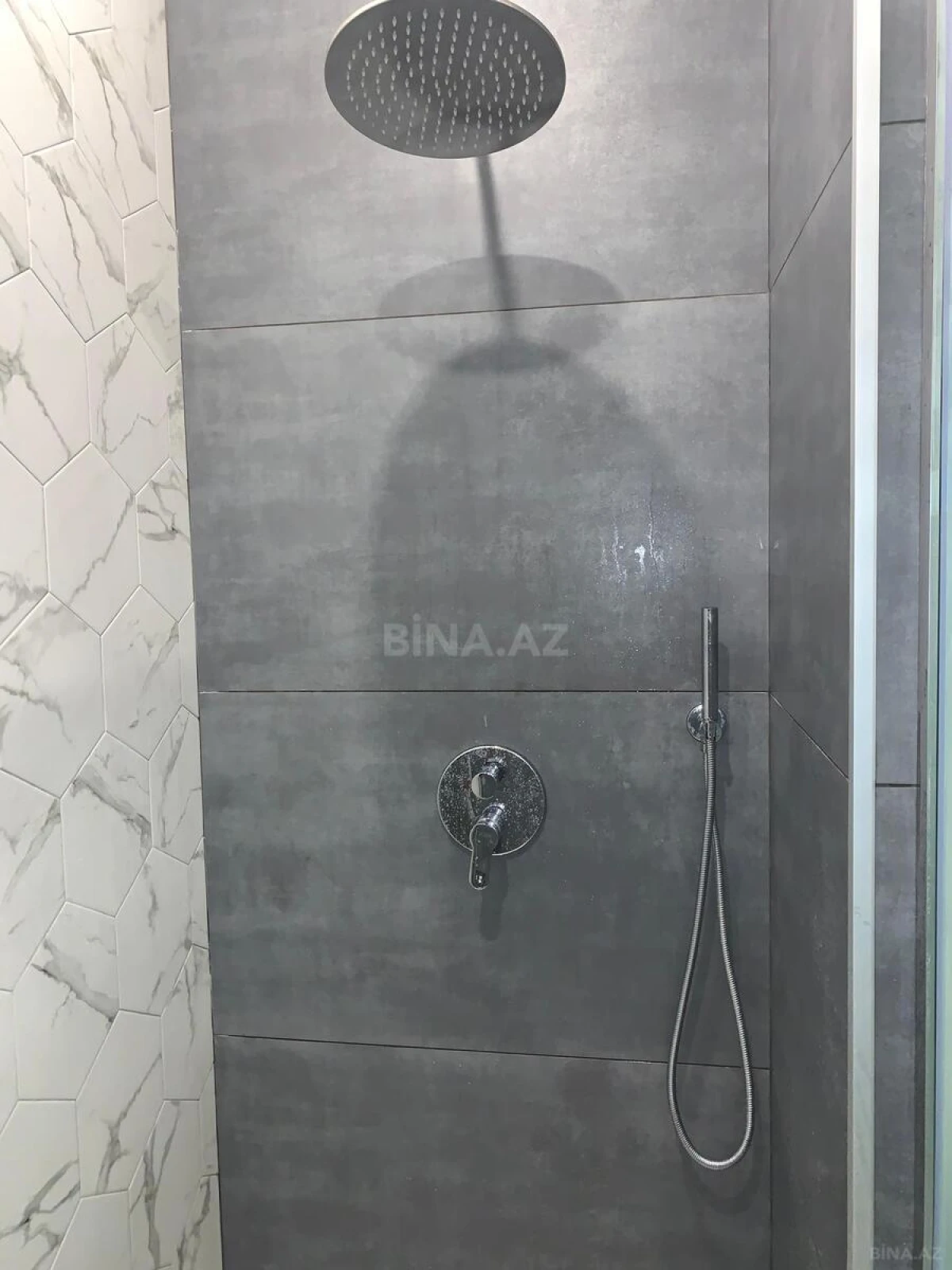 Satılır 3 otaqlı mənzil 103 m²