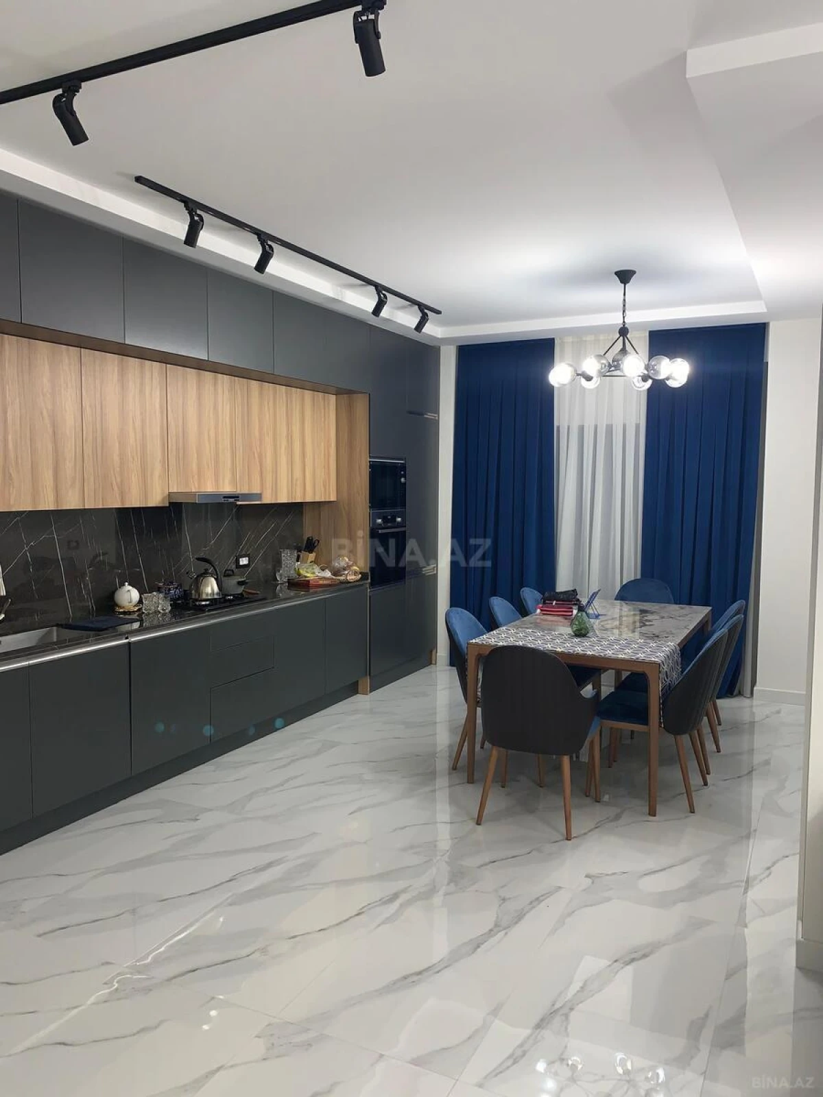 Satılır 3 otaqlı mənzil 103 m²
