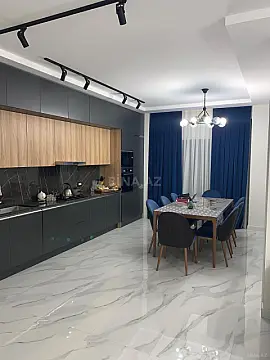 Satılır 3 otaqlı mənzil 103 m²