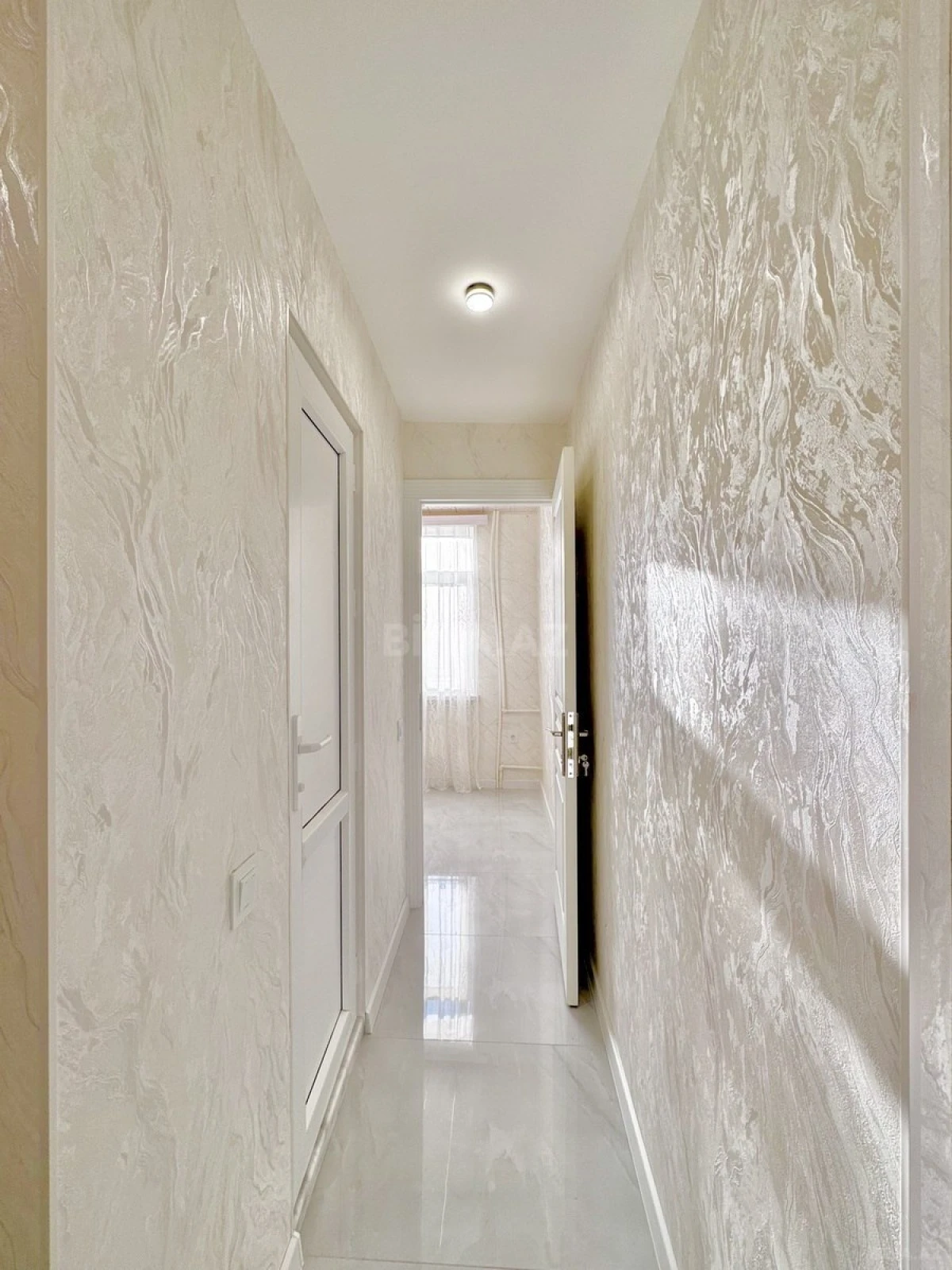 Satılır 2 otaqlı mənzil 50 m²