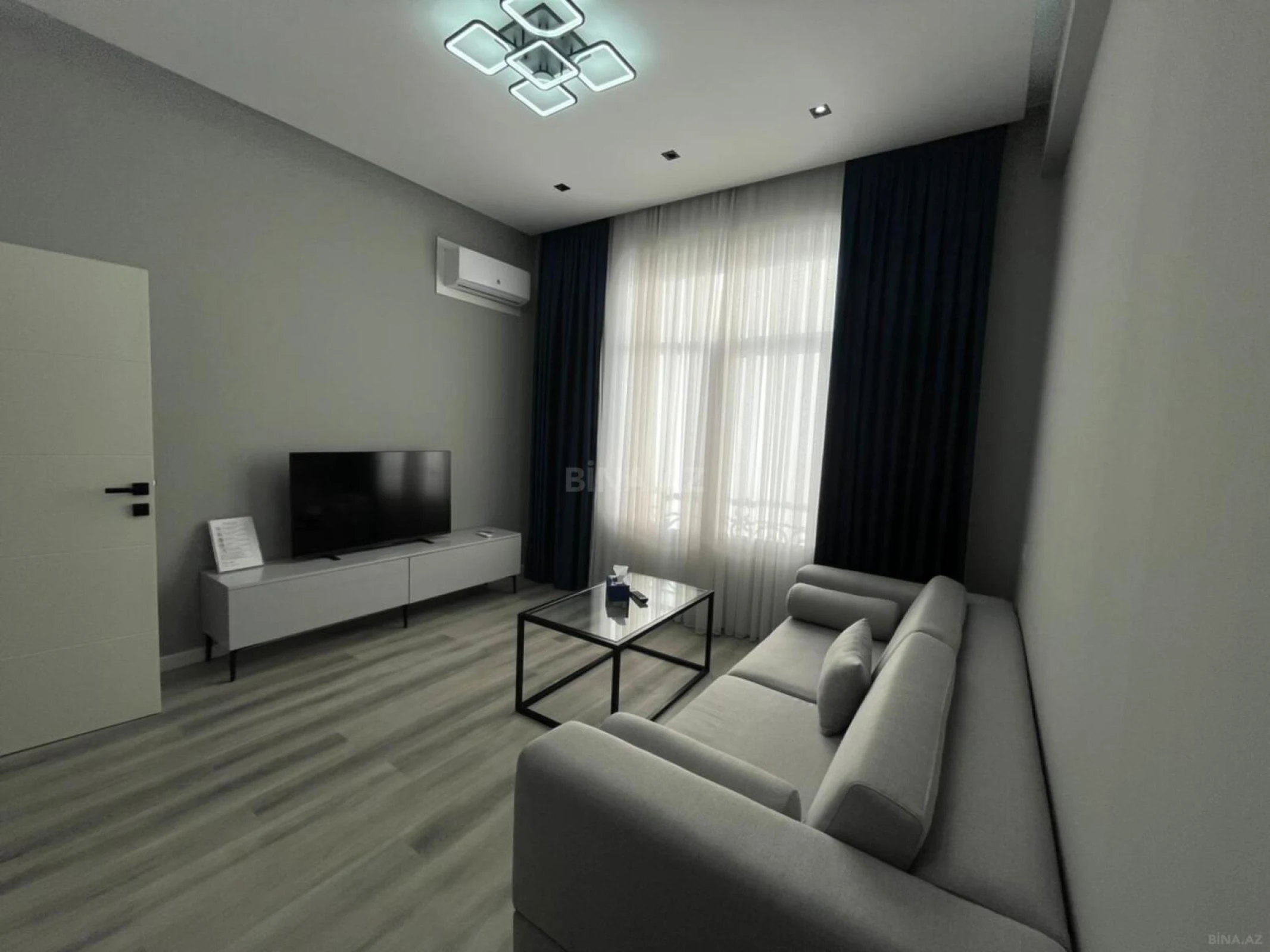 Kirayə verilir 2 otaqlı mənzil 60 m²
