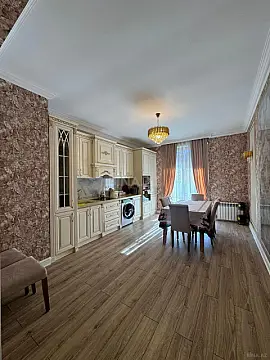 Satılır 2 otaqlı mənzil 91 m²