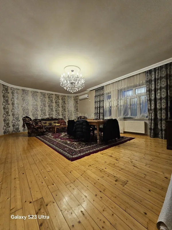 Satılır 4 otaqlı həyət evi 140 m²