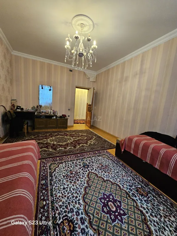 Satılır 4 otaqlı həyət evi 140 m²