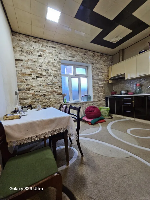 Satılır 4 otaqlı həyət evi 140 m²