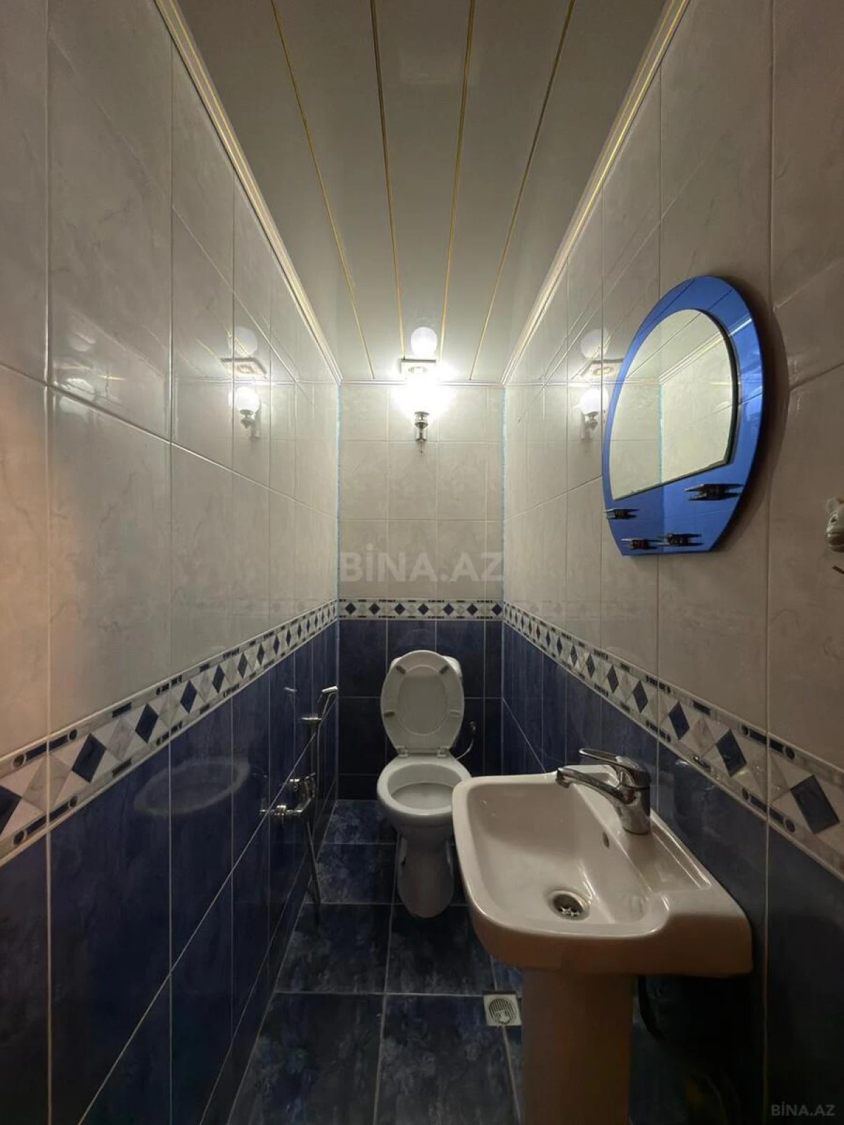 Satılır 3 otaqlı mənzil 145 m²