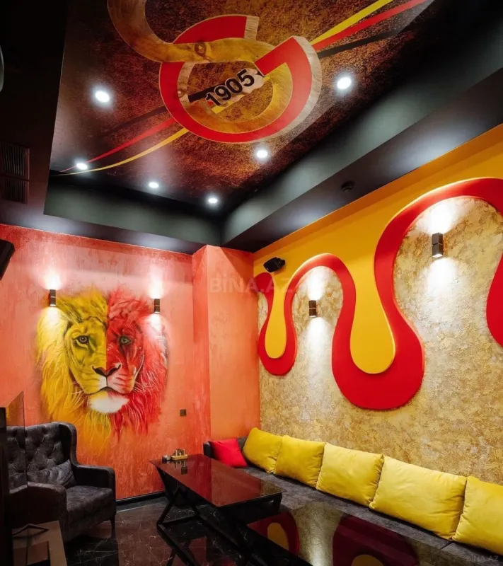 Satılır obyekt 250 m²