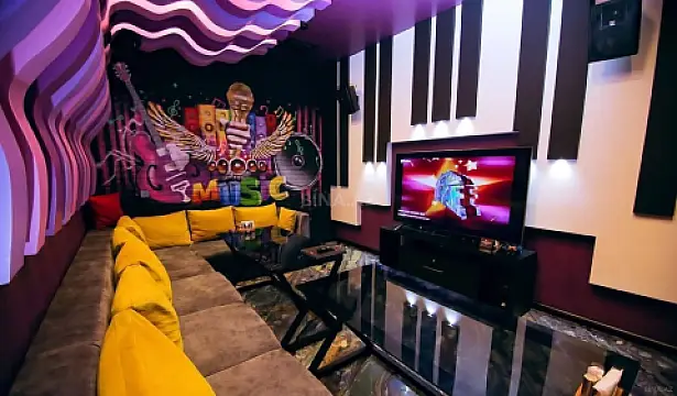 Satılır obyekt 250 m²