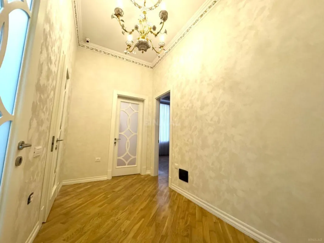 Satılır 2 otaqlı mənzil 64 m²