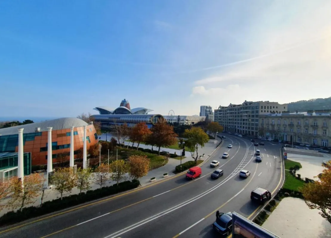 Satılır 2 otaqlı mənzil 64 m²