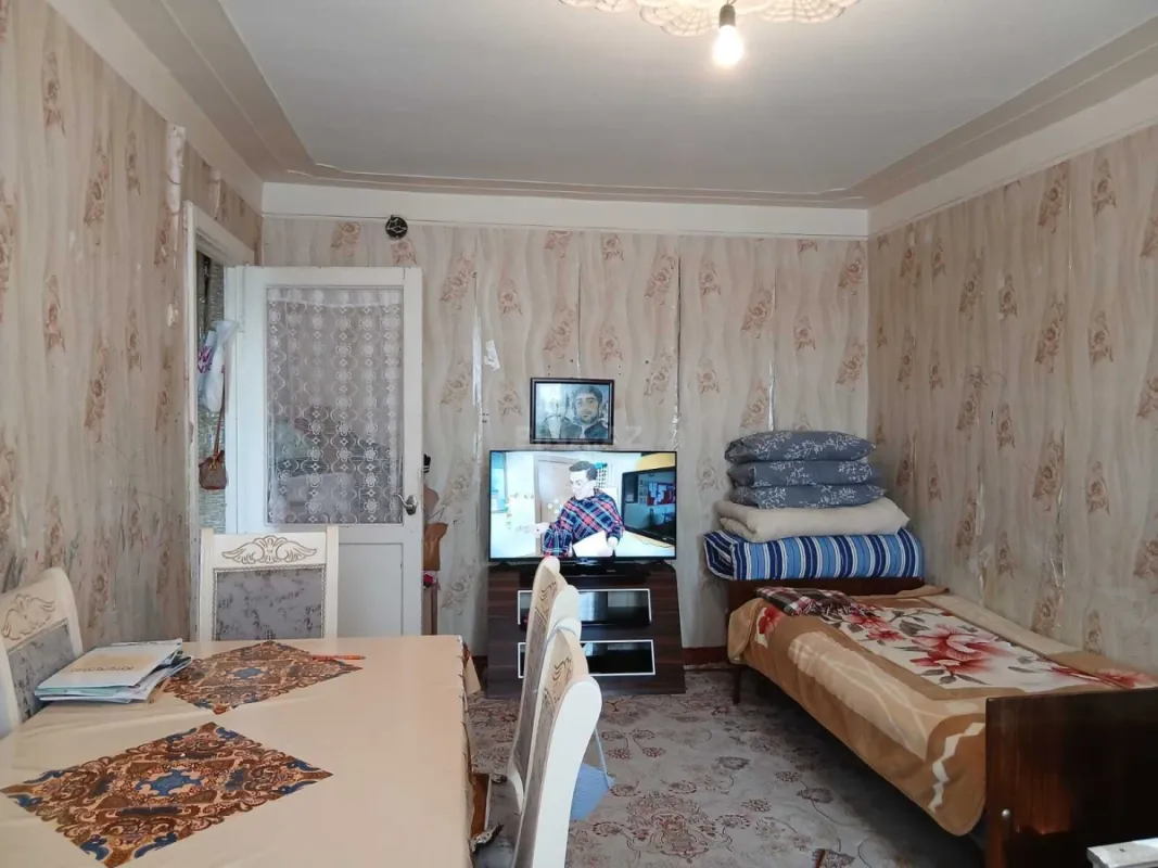 Satılır 1 otaqlı mənzil 40 m²