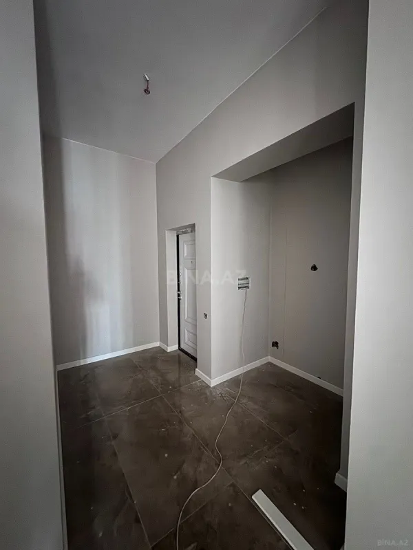 Satılır 3 otaqlı mənzil 125 m²