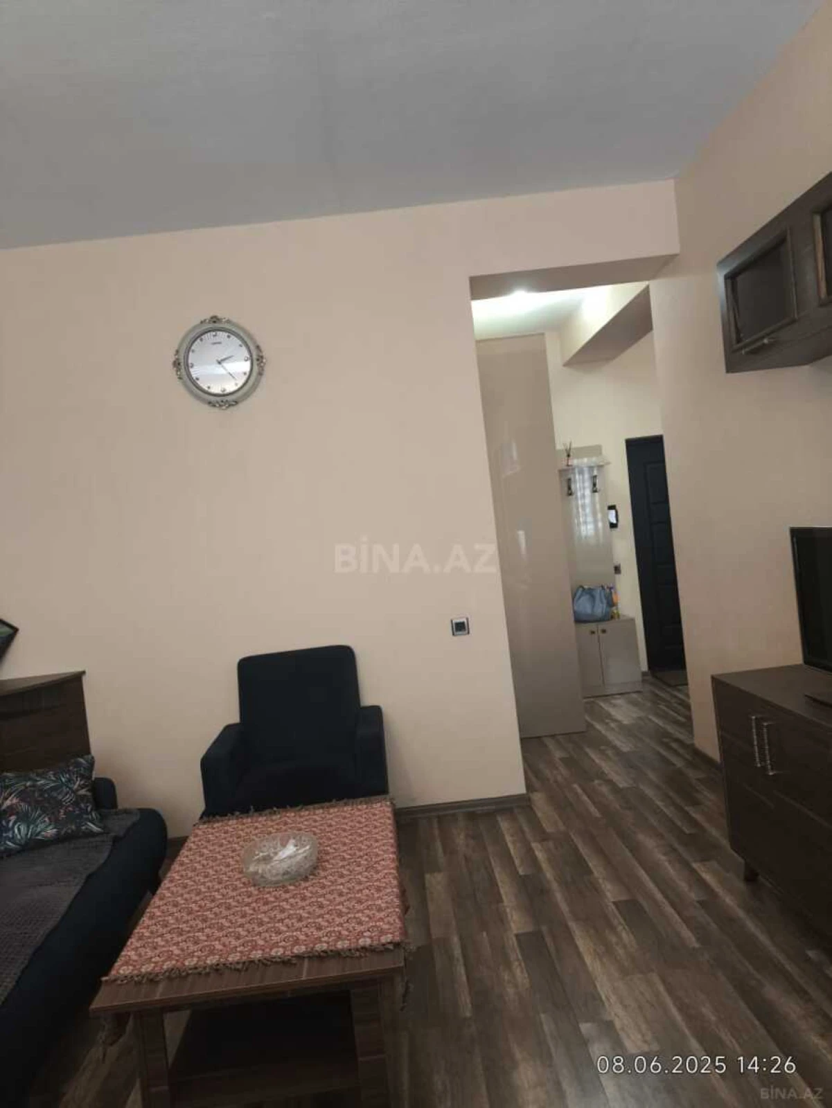 Kirayə verilir 2 otaqlı mənzil 55 m²