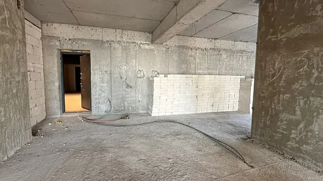 Satılır 3 otaqlı mənzil 124 m²