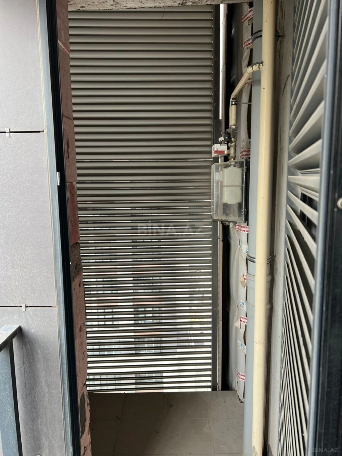 Satılır 3 otaqlı mənzil 124 m²