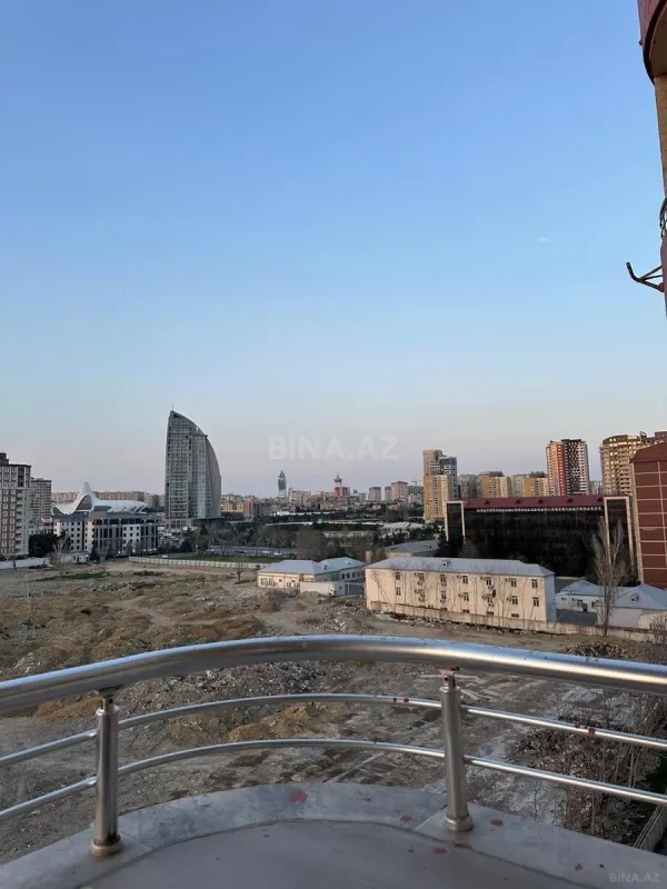 Kirayə verilir 2 otaqlı mənzil 70 m²