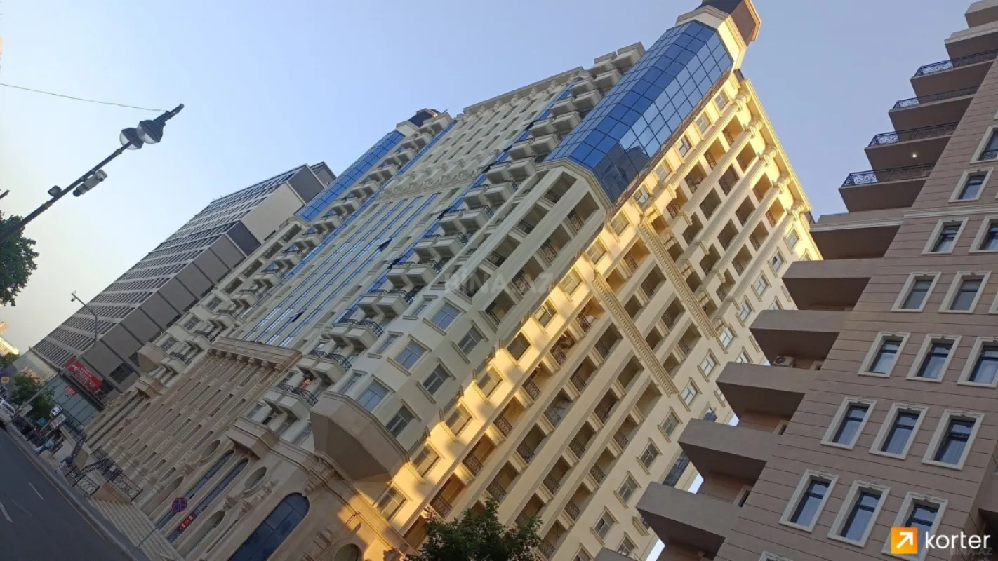 Satılır 3 otaqlı mənzil 171 m²