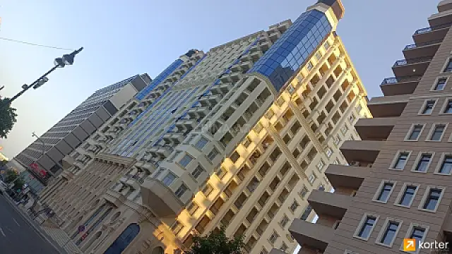 Satılır 3 otaqlı mənzil 171 m² — Bakı, İnşaatçılar 3 otaq 171.00 m²