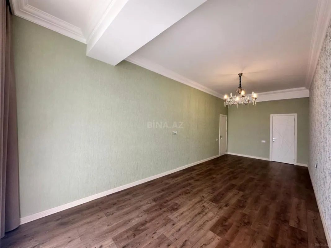 Satılır 3 otaqlı mənzil 171 m²