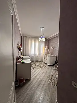 Satılır 3 otaqlı mənzil 130 m²
