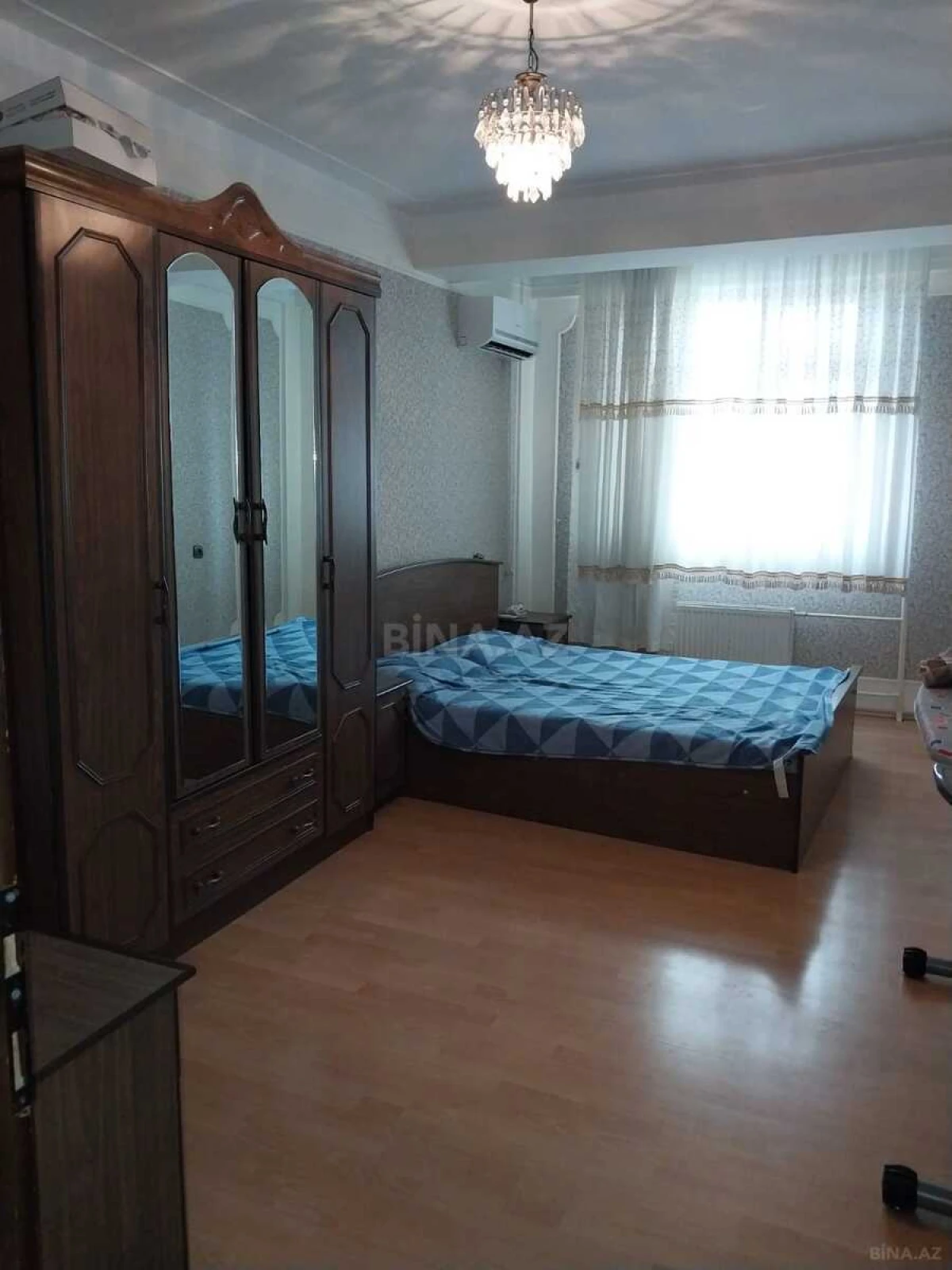 Kirayə verilir 2 otaqlı mənzil 74 m²