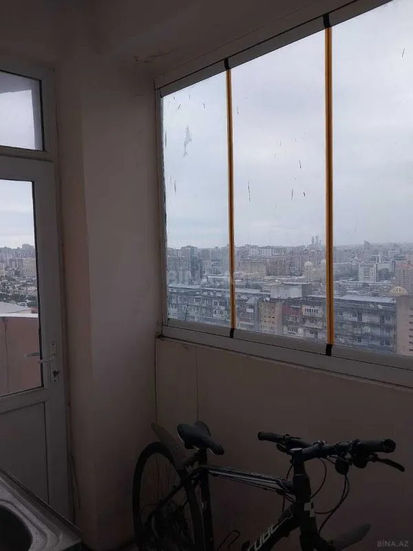 Kirayə verilir 2 otaqlı mənzil 74 m²