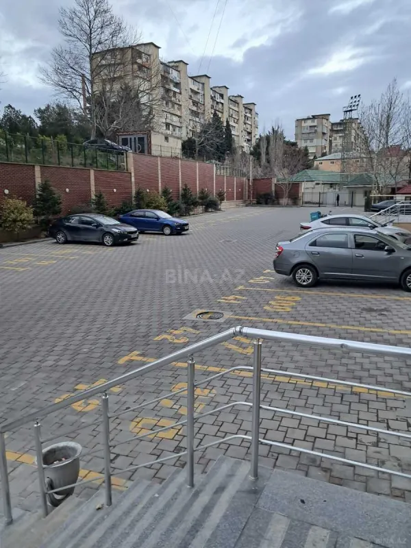 Satılır 2 otaqlı mənzil 100 m²