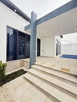 Satılır 4 otaqlı həyət evi 125 m²